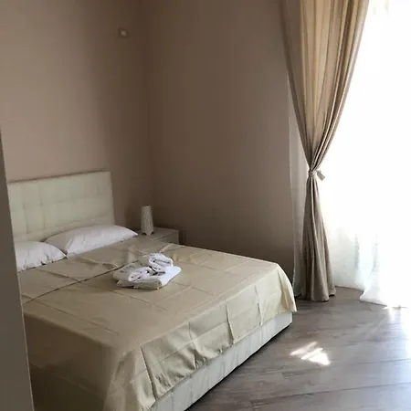 Elena 3* Taranto